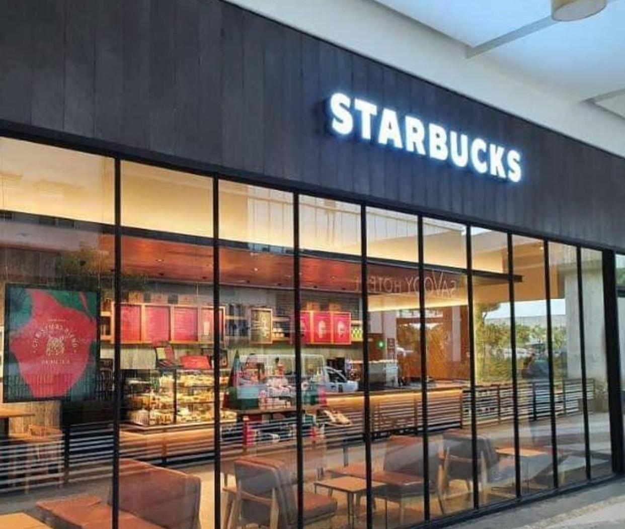 81 Newport Boulevard Cluster 4 - 8F Across Naia Airport, Terminal 3 Pasay Esterno foto